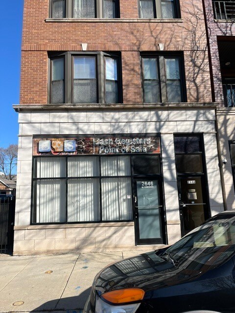 Building Photo - 2646 W Chicago Ave