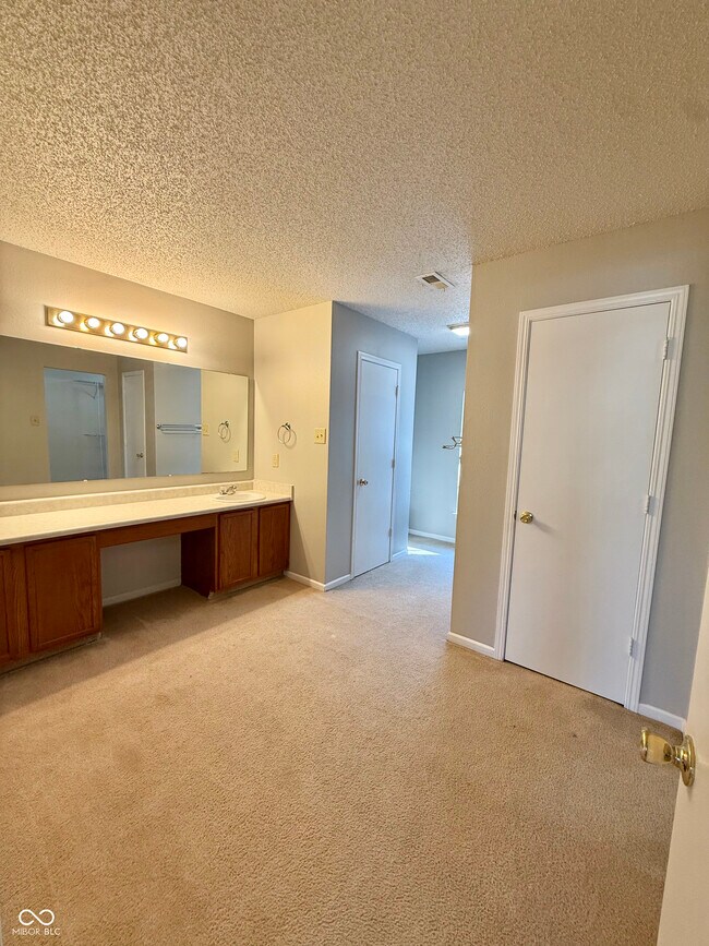 Building Photo - 10605 Carrie Ln