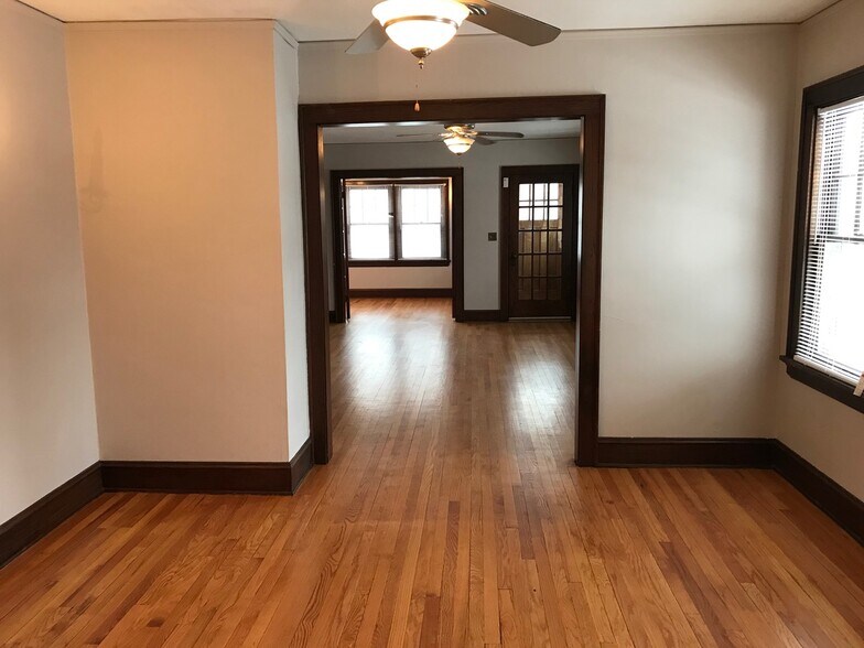 Finished hardwood flooring - 1105 Emerald St