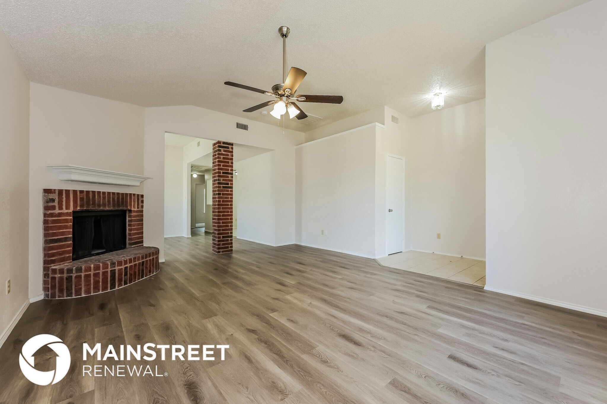 Building Photo - 10909 Hornby St