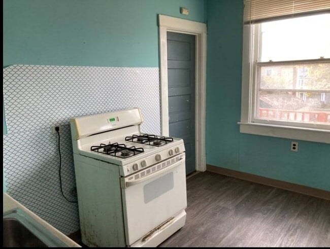 Building Photo - 50 Mcclellan Ave