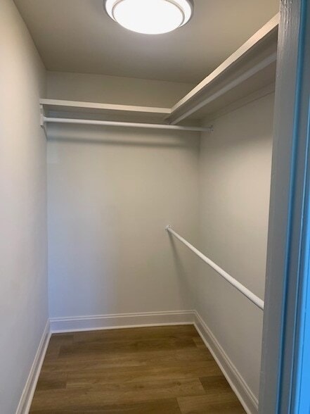 Building Photo - 326 W Main St