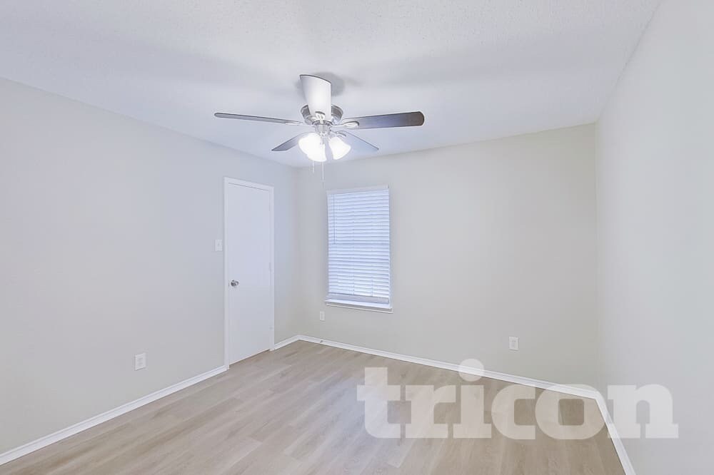 Building Photo - 608 Canyon Pl