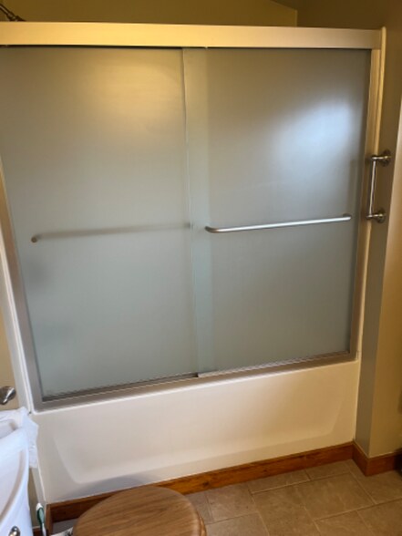 Building Photo - 502 Snowberry Ln