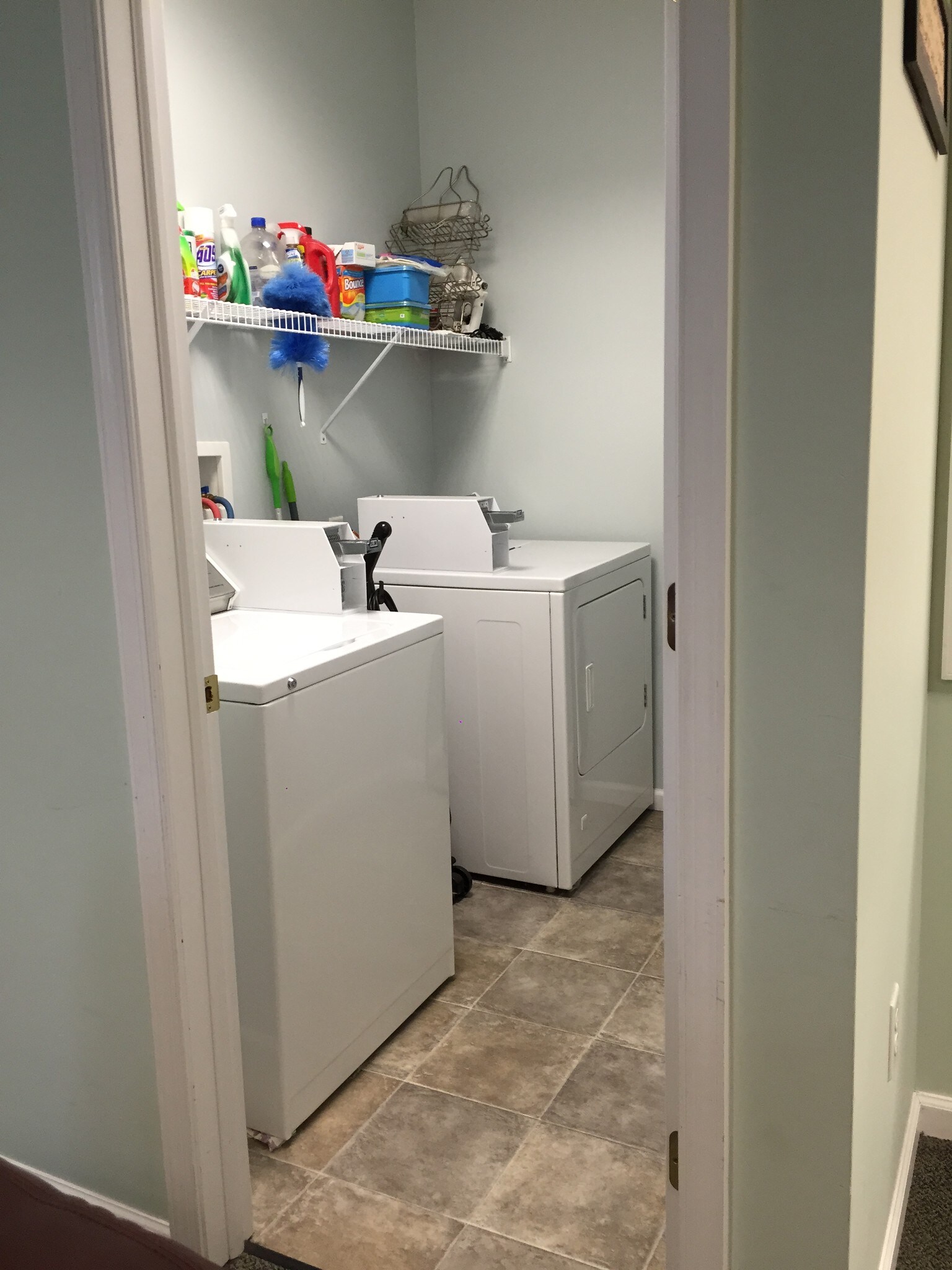 Laundry room - 1440 N Washington Ave