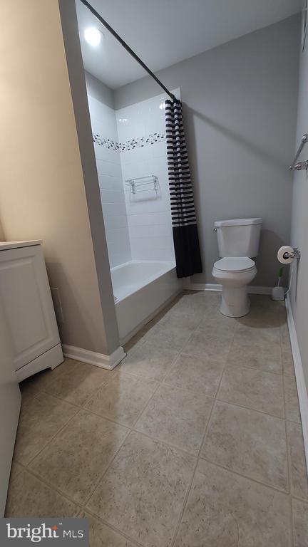 Building Photo - 3 Jack Pine Pl