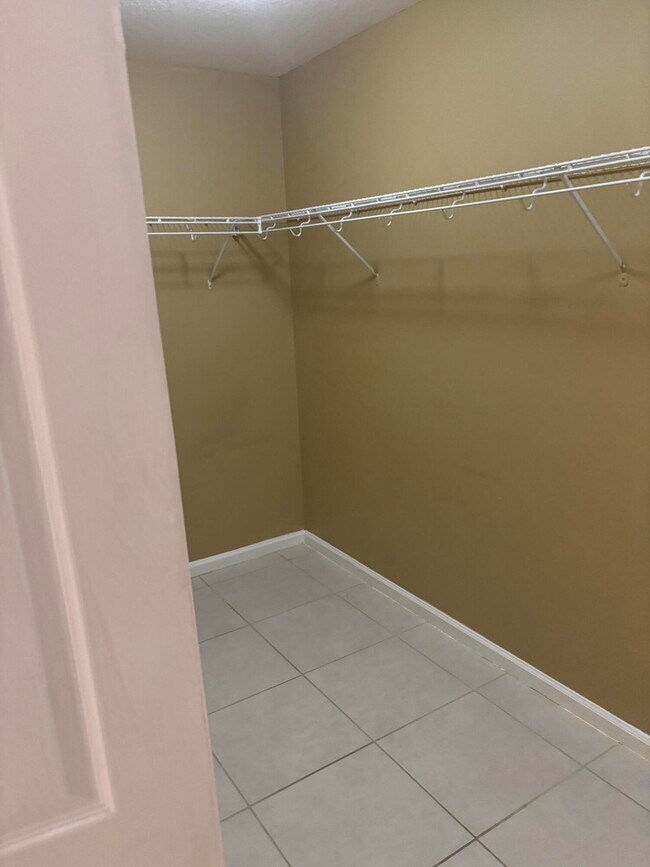 Building Photo - 221 NW North Macedo Blvd