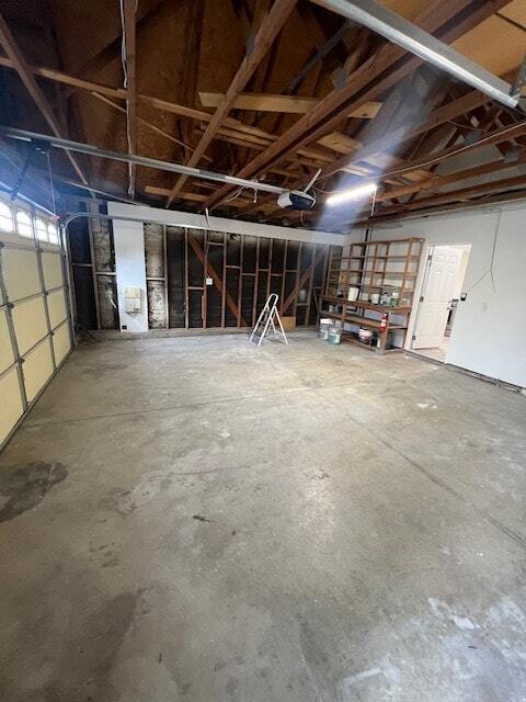 Building Photo - 3933 Klamath River Dr