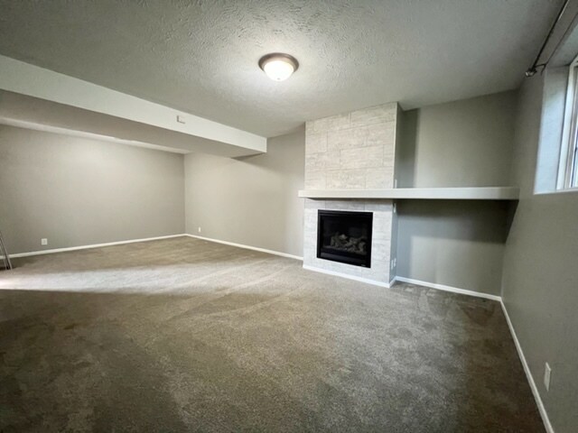 Building Photo - 6714 N 110th Ave
