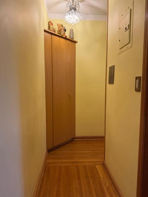 Building Photo - 1560 E 18th St