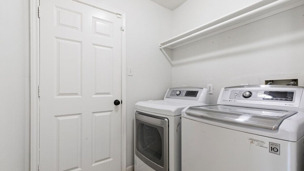 Building Photo - 4602 Garden Meadow Dr