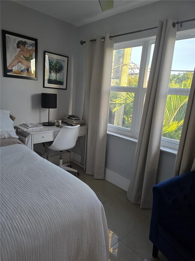 Building Photo - 1498 Jefferson Ave