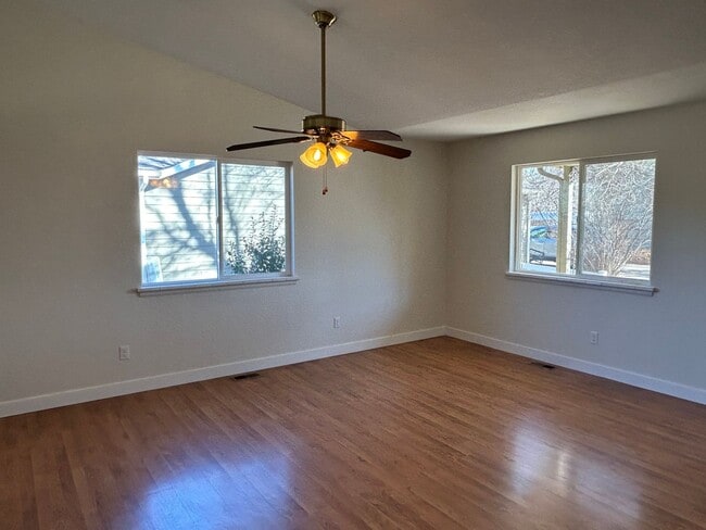 Building Photo - Spacious 3BR Home with Garage in Great Loveland Location