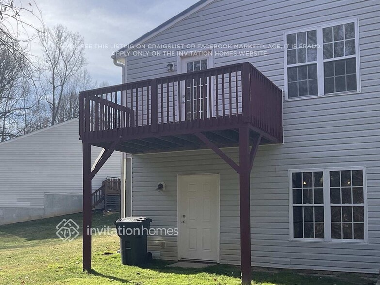 Building Photo - 329 Tanner Ct