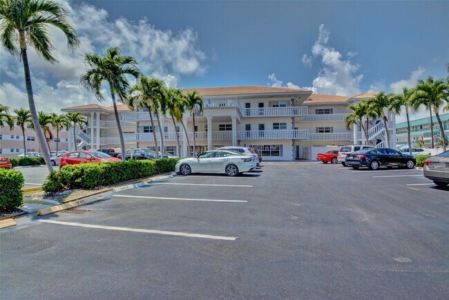 Building Photo - 1461 S Ocean Blvd