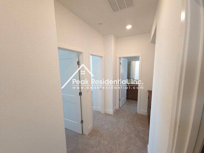 Building Photo - Brand New 3bd/2.5ba Folsom Home with 2 Car Garage