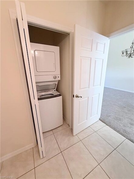 Building Photo - 9175 Celeste Dr