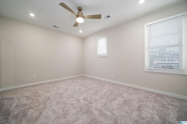 Building Photo - 1195 Windsor Sq