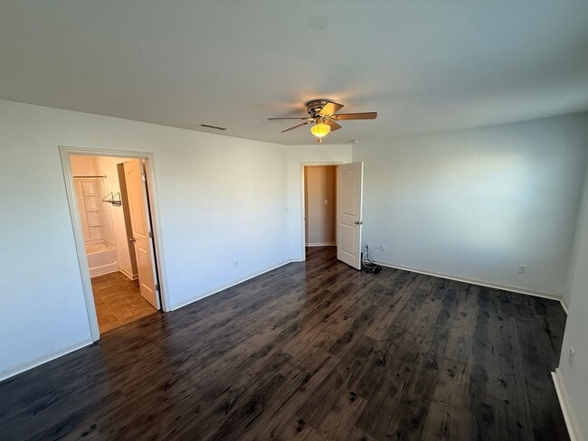 Building Photo - 7157 Sonja Dr