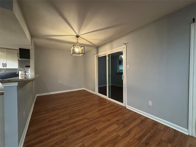Building Photo - 5005 Georgi Ln