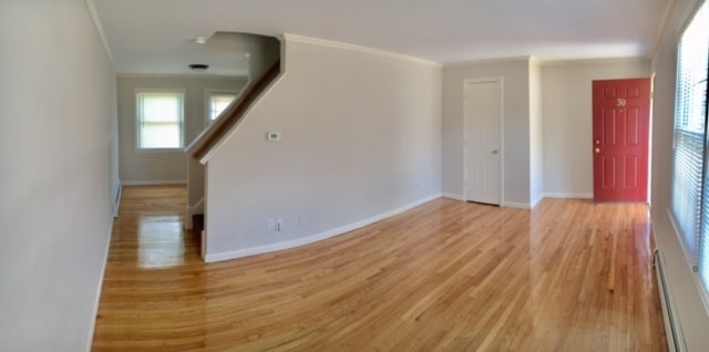 Building Photo - 24 Hobart Ln