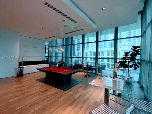 Building Photo - 1100 S Miami Ave