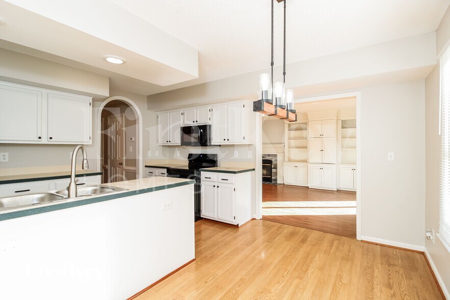 Building Photo - 2071 Saponi Village Ct