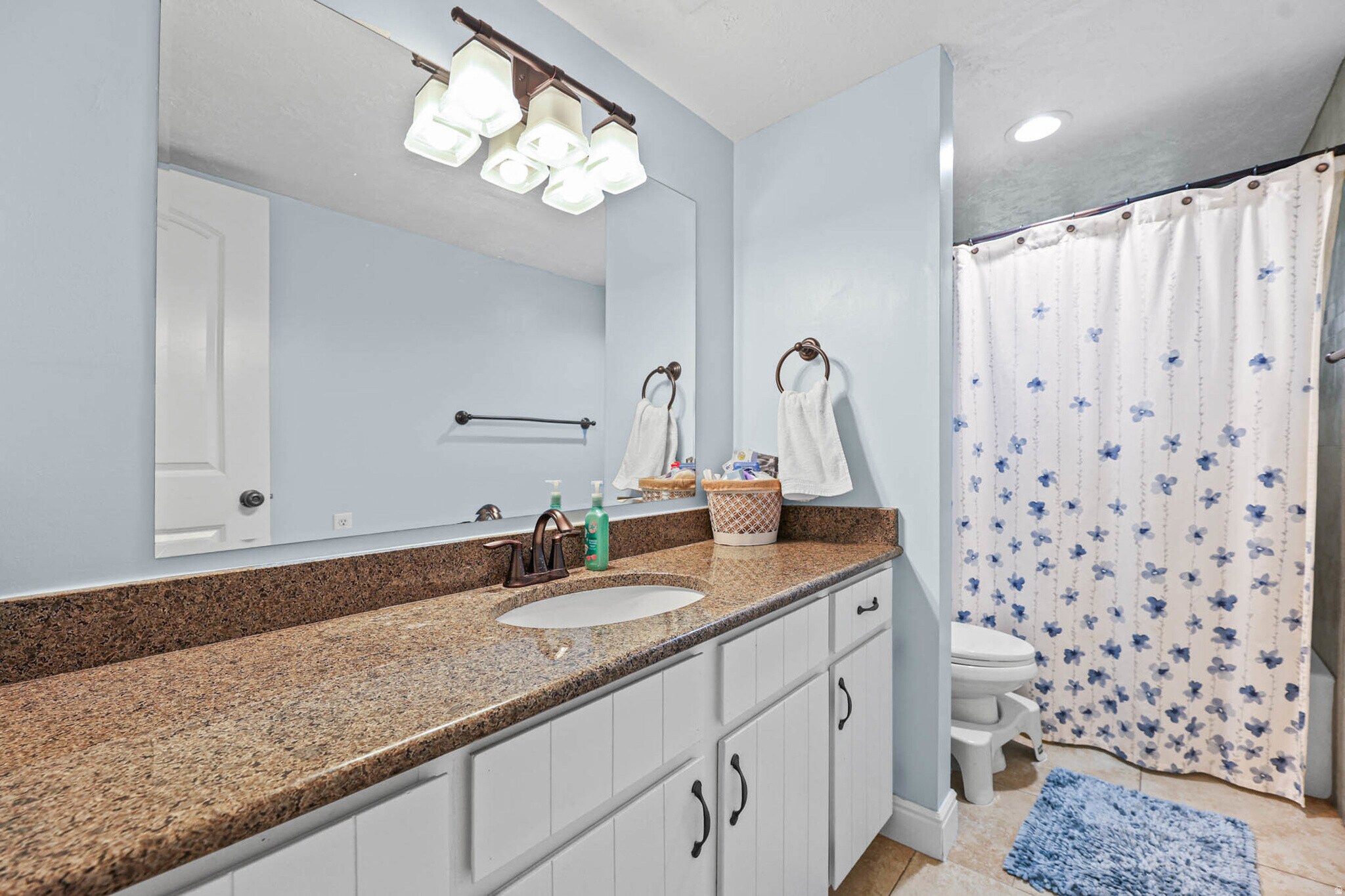 Building Photo - 9107 S Peach Blossom Dr