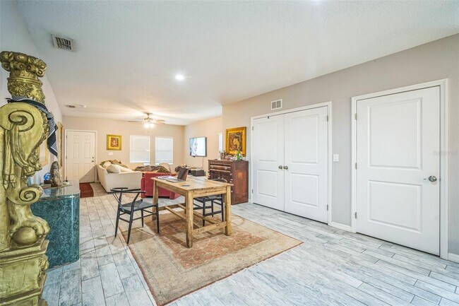 Building Photo - 3610 N Tampa St