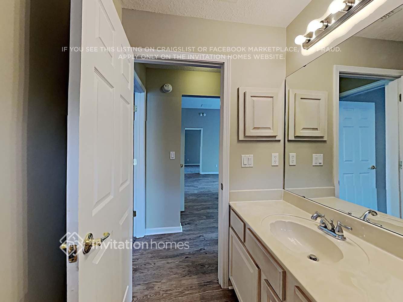 Building Photo - 15574 Spotted Saddle Cir