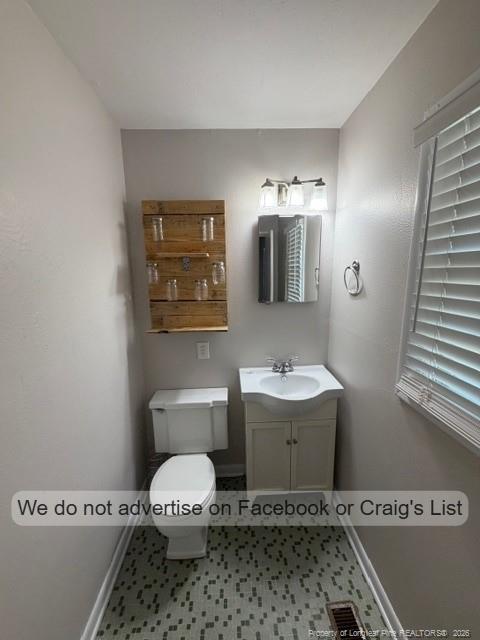 Building Photo - 1805 Inverness Dr