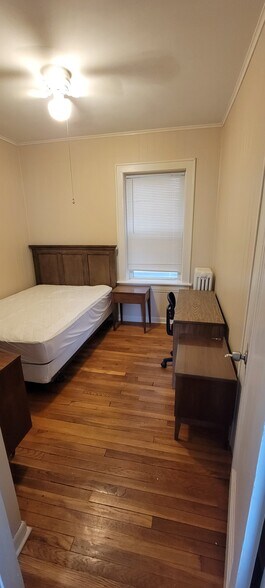 Building Photo - 15 N Jay St