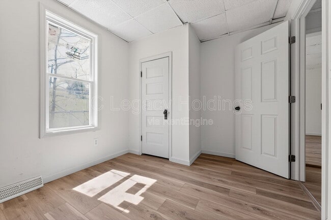 Building Photo - 804 Illinois Ave