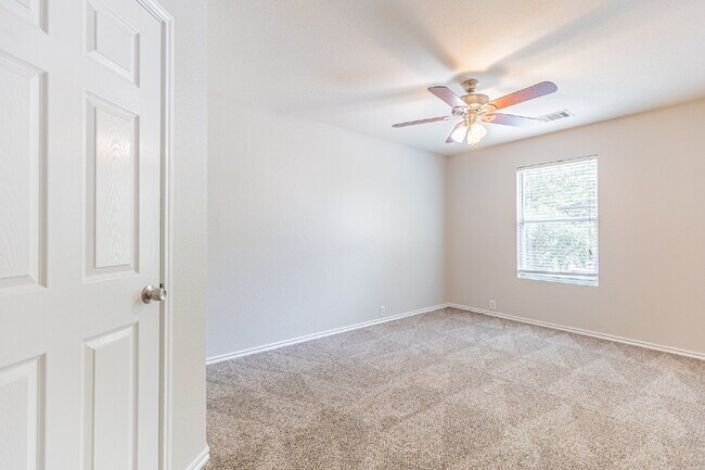 Building Photo - 6117 Tamaron
