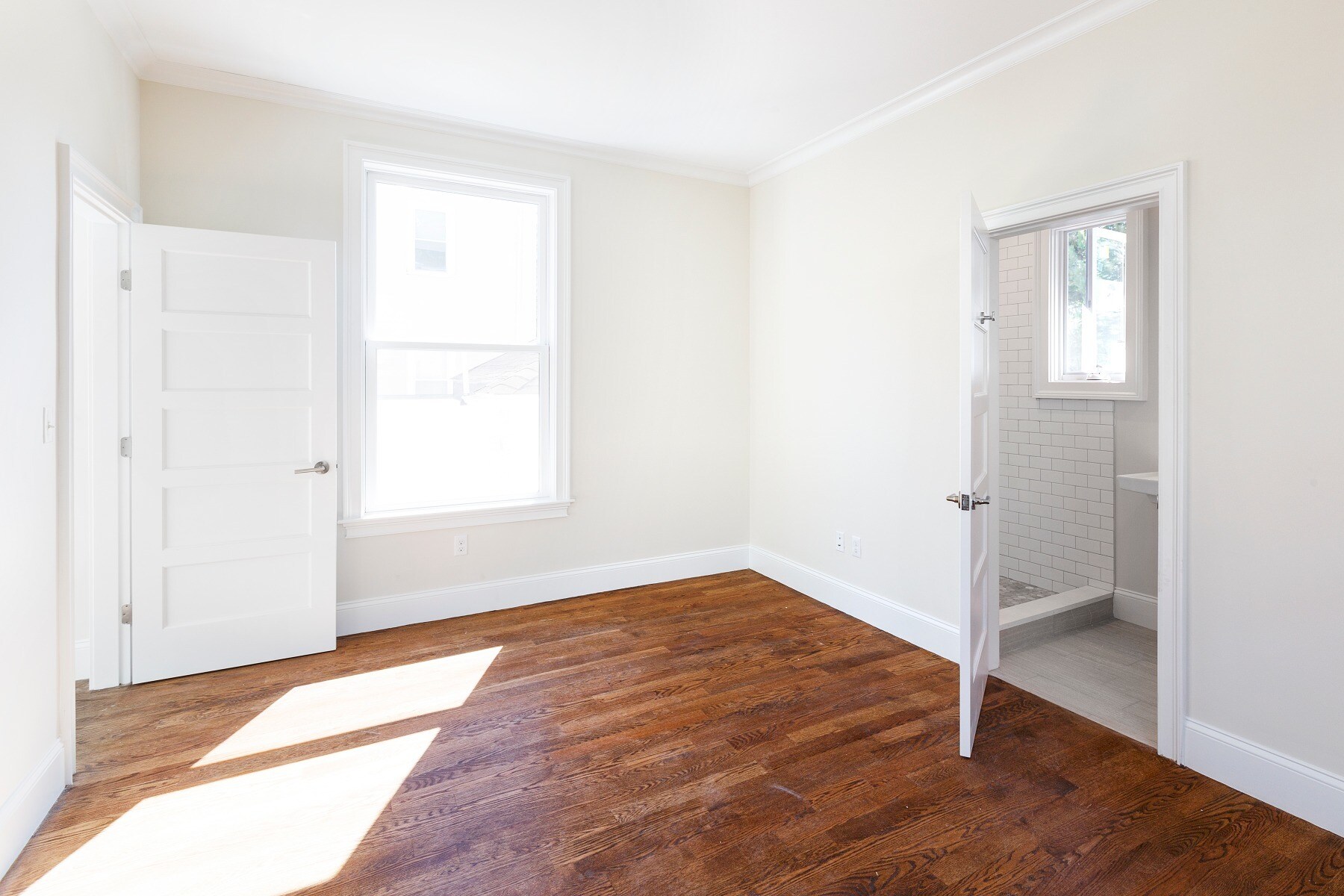 Building Photo - 121 Centre St