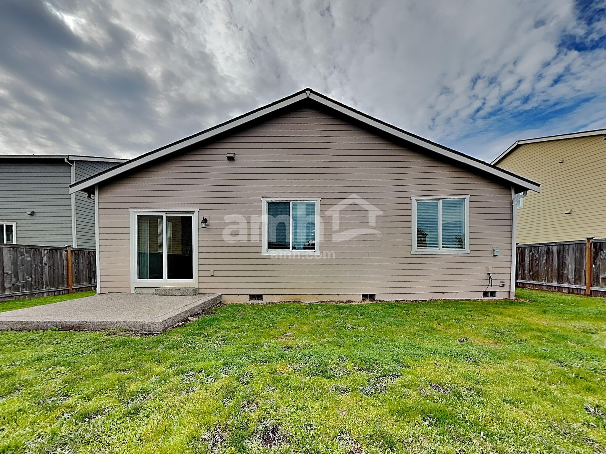 Building Photo - 16602 NE 91st St