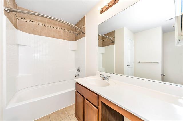 Building Photo - 12644 Harvest Grove Dr