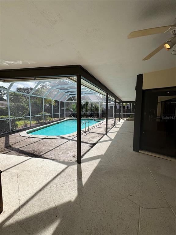 Building Photo - 14175 Feather Sound Dr