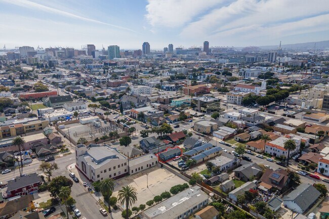 Building Photo - LIME 1010-1016