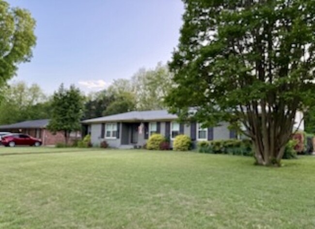 Building Photo - 377 College Park Ct NW