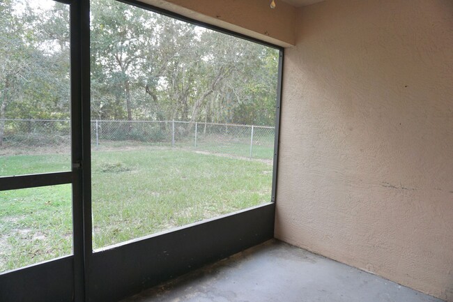 Building Photo - Lake Wales Duplex