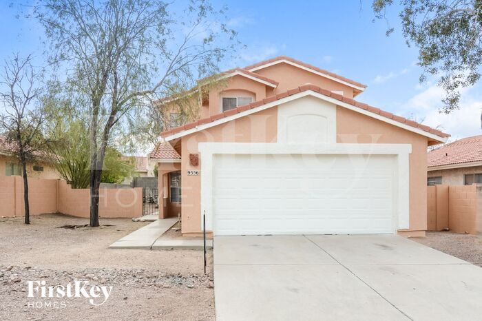 Primary Photo - 9556 N Albatross Dr