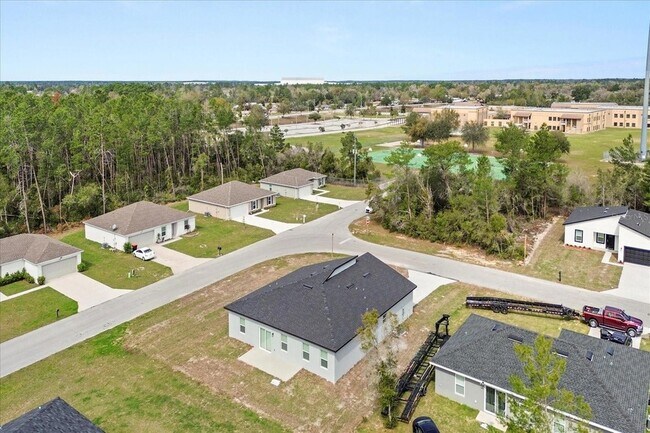 Building Photo - 4016 SW 151st St