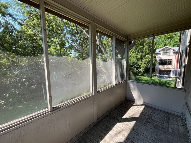 Building Photo - Coming Soon: 1-Bedroom Apartment at 205-B South Willow Street