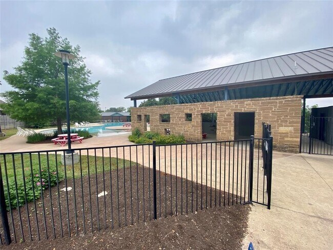 Building Photo - 13621 Mariscan St