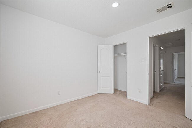 Building Photo - 7734 Pasture Bend Ln