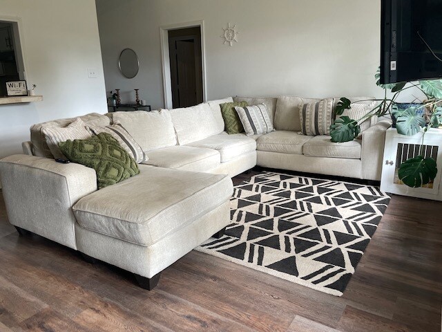Living Room - 1104 Buffalo Gap Rd