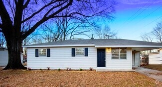 Building Photo - 909 Roseclair Dr