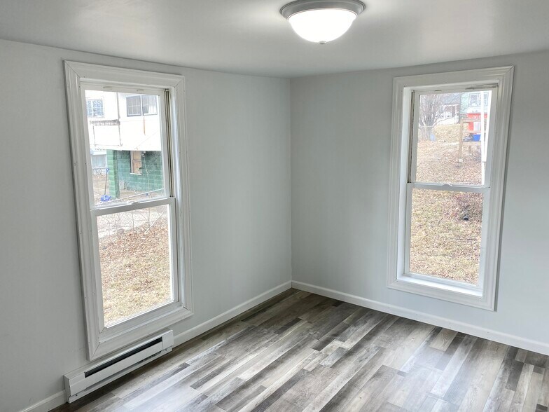 Bedroom - 520 W Edwards st