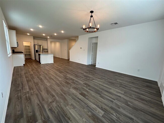 Building Photo - 25628 Microstar Wy